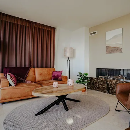 De Zeeparel By Interhome