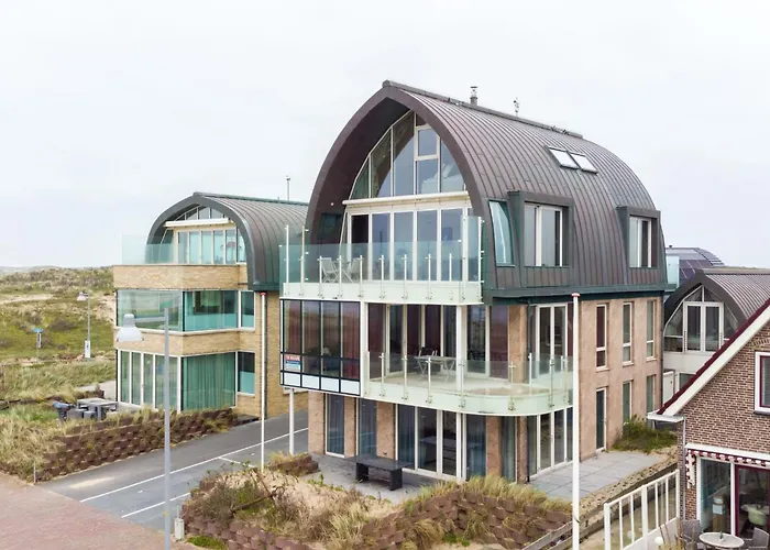 Apartman De Zeeparel By Interhome