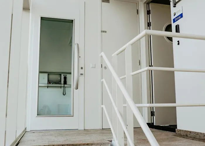 Apartman De Zeeparel By Interhome