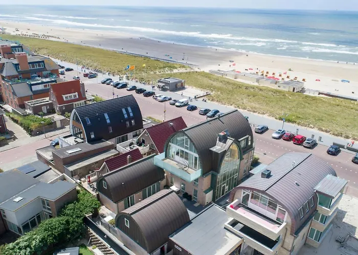 Apartman De Zeeparel By Interhome