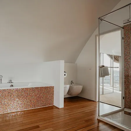 Апартаменты De Zeeparel By Interhome